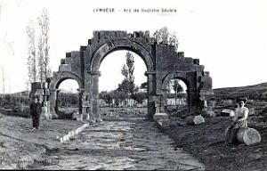 ALGERIE-RUINES ROMAINES DE LAMBESE (31)